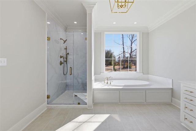 3811 Lake Street, Lake Charles, LA 70605