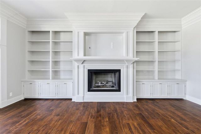 3811 Lake Street, Lake Charles, LA 70605