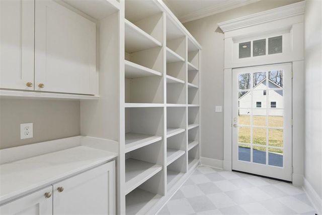 3811 Lake Street, Lake Charles, LA 70605