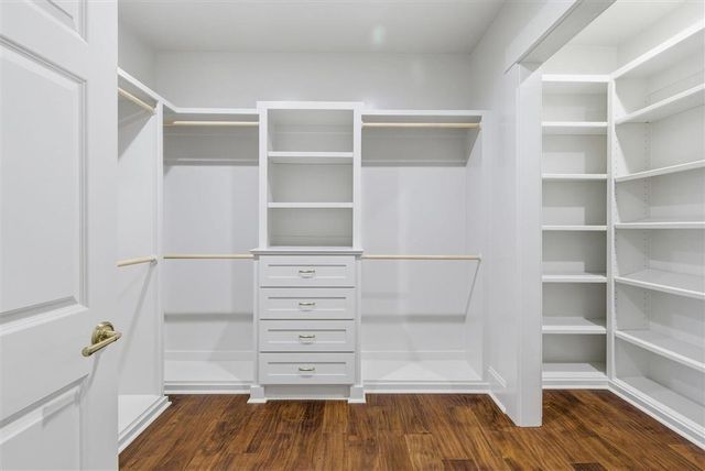 3811 Lake Street, Lake Charles, LA 70605