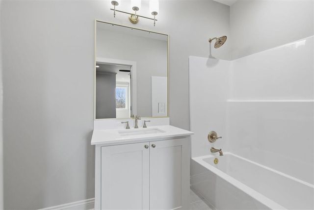 3811 Lake Street, Lake Charles, LA 70605