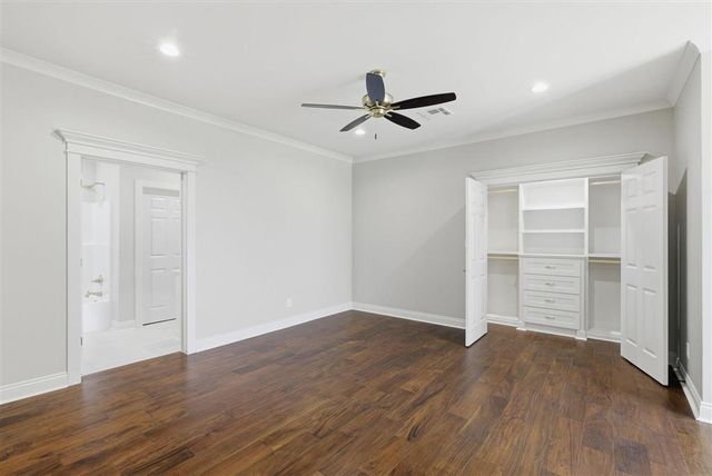 3811 Lake Street, Lake Charles, LA 70605