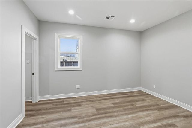 3811 Lake Street, Lake Charles, LA 70605