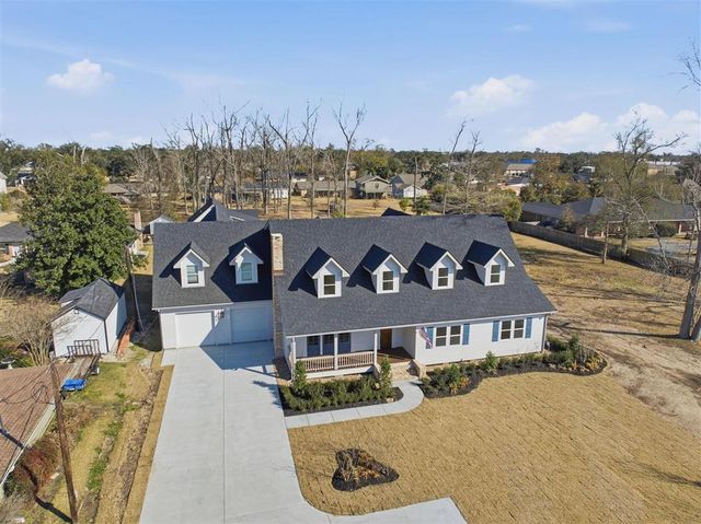 3811 Lake Street, Lake Charles, LA 70605