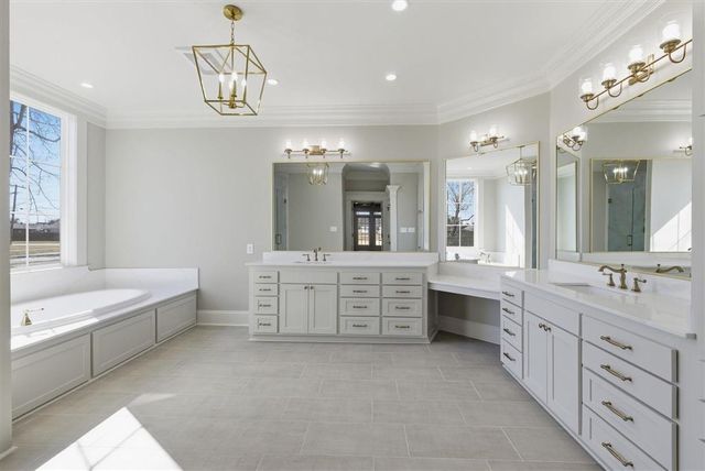 3811 Lake Street, Lake Charles, LA 70605