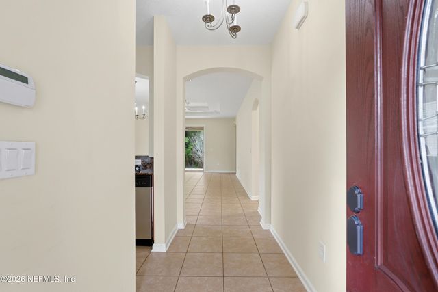 11734 ALEXANDRA Drive, Jacksonville, FL 32218