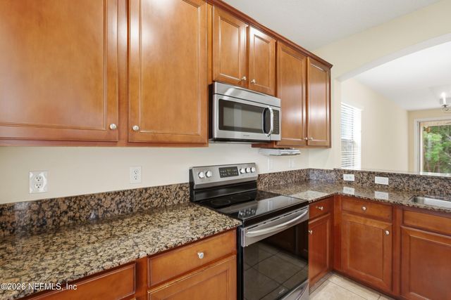11734 ALEXANDRA Drive, Jacksonville, FL 32218