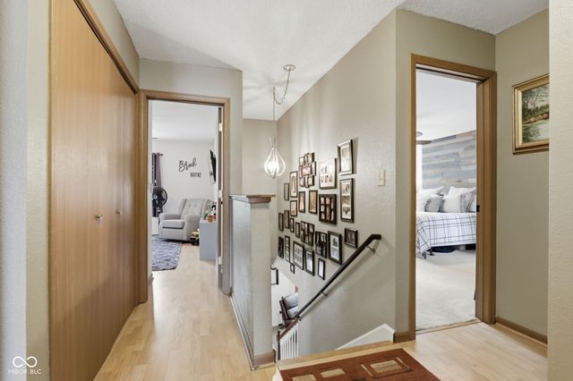 7713 Lake Vista Lane, Indianapolis, IN 46217