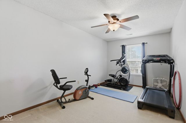7713 Lake Vista Lane, Indianapolis, IN 46217