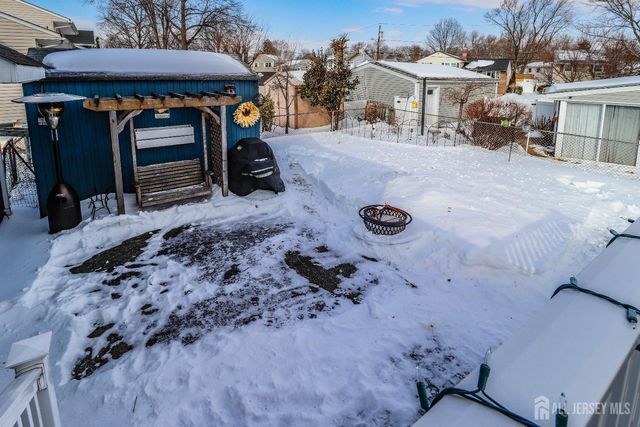 20 Alastair Place, Colonia, NJ 07067