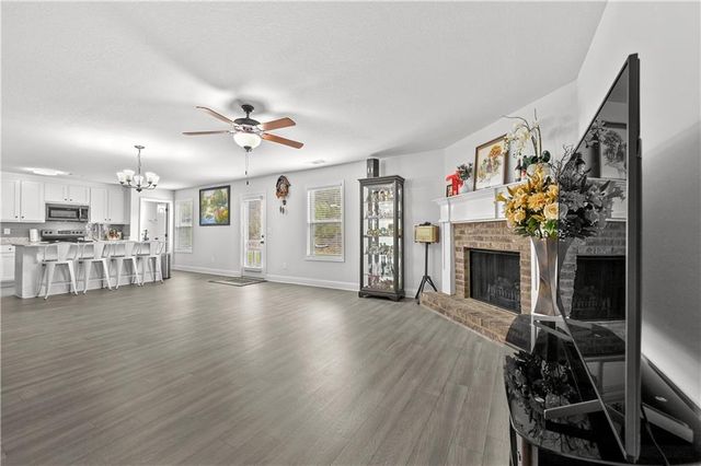 68 suwanee Way, Jefferson, GA 30549