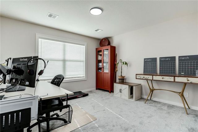 18886 W 169th Street, Olathe, KS 66062