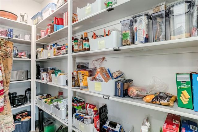 18886 W 169th Street, Olathe, KS 66062