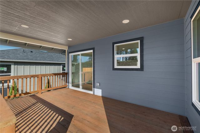 447 Chestnut Street, Shelton, WA 98584