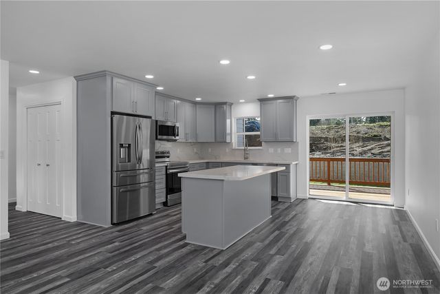 447 Chestnut Street, Shelton, WA 98584