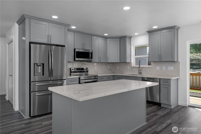 447 Chestnut Street, Shelton, WA 98584