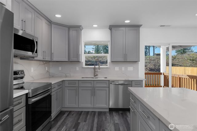 447 Chestnut Street, Shelton, WA 98584