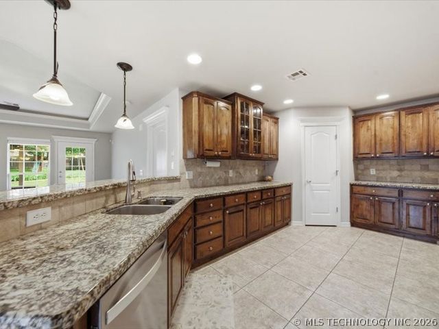 11809 S Vine Street, Jenks, OK 74037