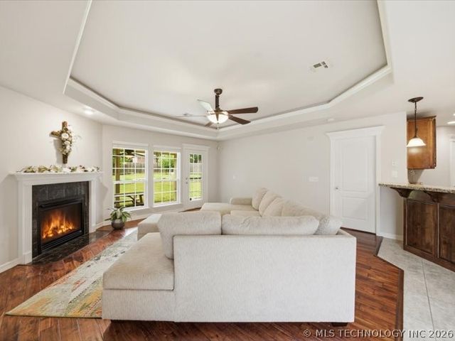 11809 S Vine Street, Jenks, OK 74037