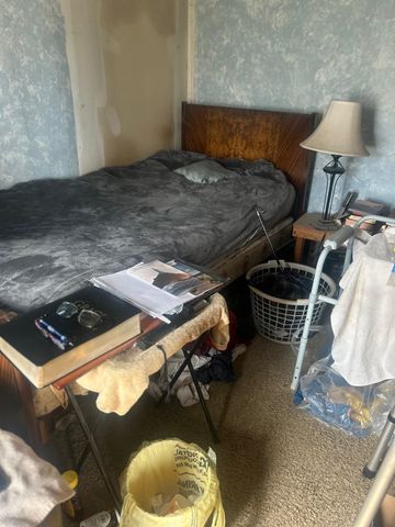 708 S Henry Street, Pleasant, MI 48858