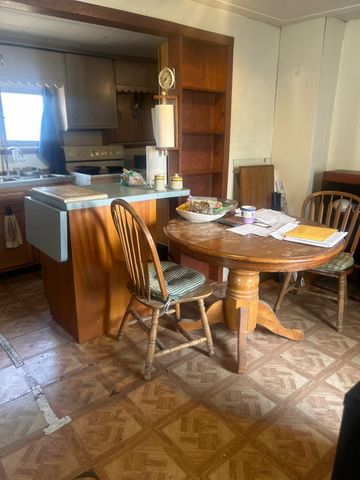 708 S Henry Street, Pleasant, MI 48858