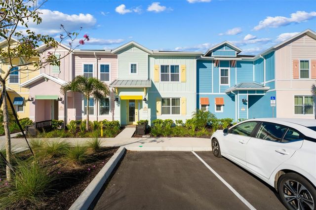 8205 SURF STREET, Kissimmee, FL 34747