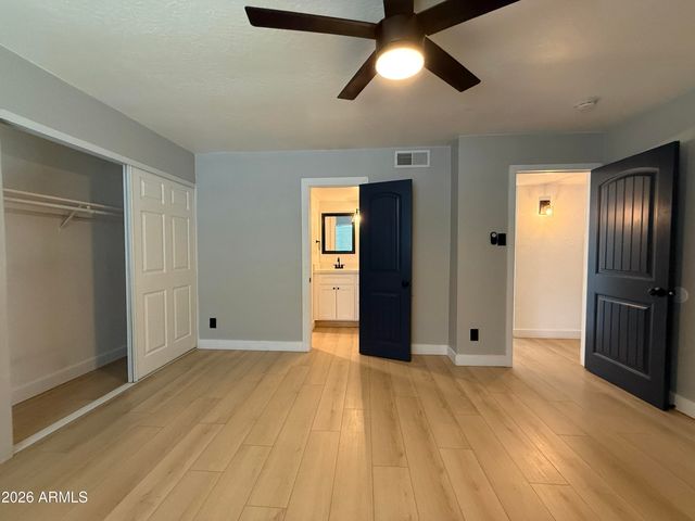 429 E GREENWAY Drive, Tempe, AZ 85282