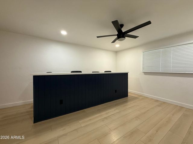 429 E GREENWAY Drive, Tempe, AZ 85282