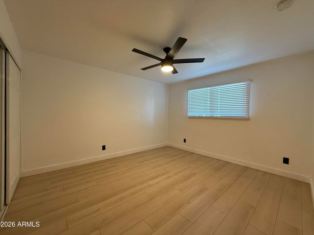 429 E GREENWAY Drive, Tempe, AZ 85282