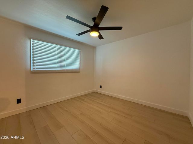 429 E GREENWAY Drive, Tempe, AZ 85282