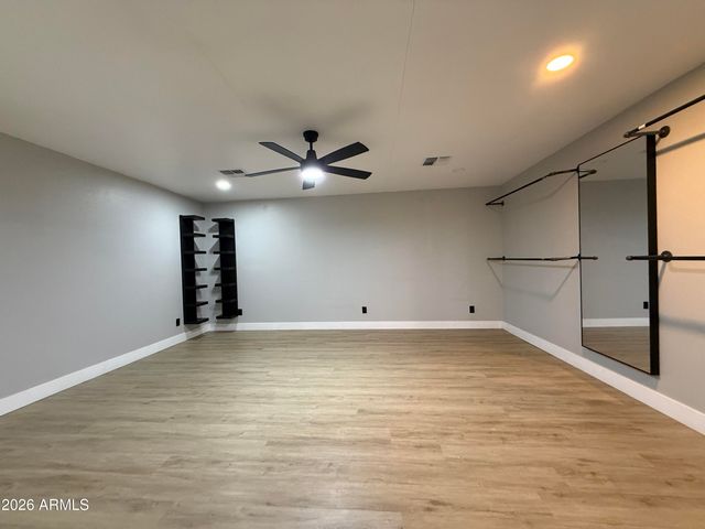 429 E GREENWAY Drive, Tempe, AZ 85282