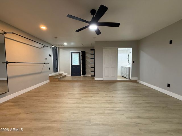 429 E GREENWAY Drive, Tempe, AZ 85282