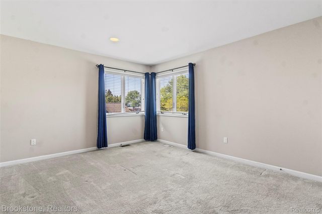 2115 ALDWIN Drive, West Bloomfield Charter Township, MI 48324