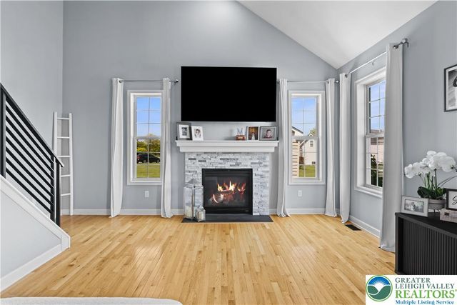 2255 Redwood Drive, North Whitehall Twp, PA 18080