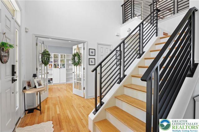 2255 Redwood Drive, North Whitehall Twp, PA 18080
