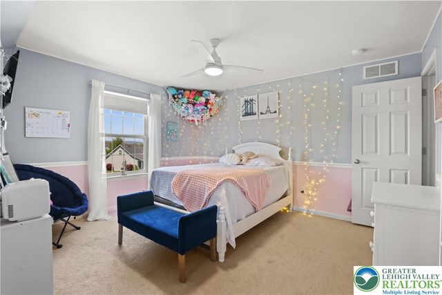 2255 Redwood Drive, North Whitehall Twp, PA 18080