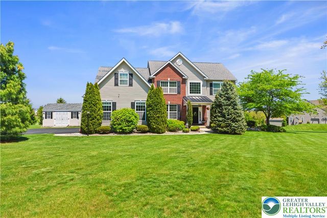 2255 Redwood Drive, North Whitehall Twp, PA 18080