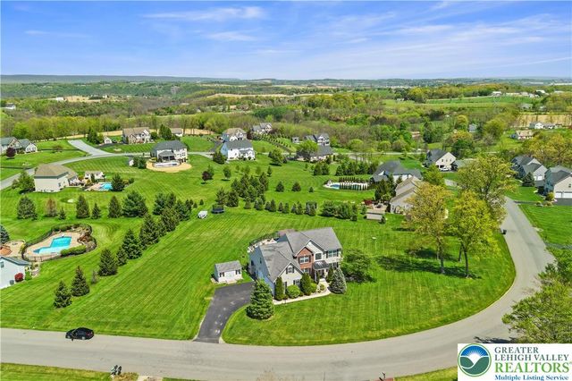2255 Redwood Drive, North Whitehall Twp, PA 18080