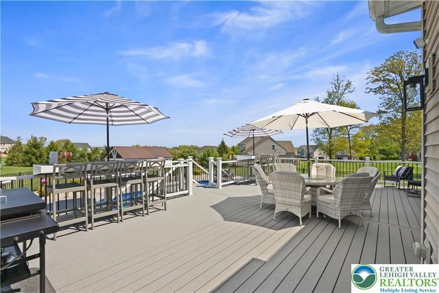 2255 Redwood Drive, North Whitehall Twp, PA 18080