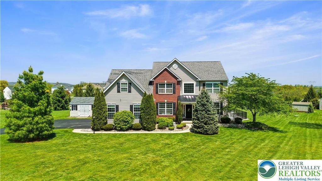 2255 Redwood Drive, North Whitehall Twp, PA 18080