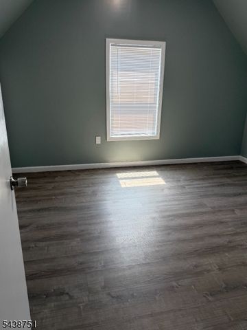 716 Monroe Ave, Elizabeth City, NJ 07201