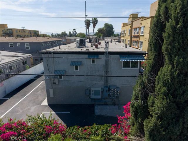 13445 Vanowen Street, Van Nuys, CA 91405