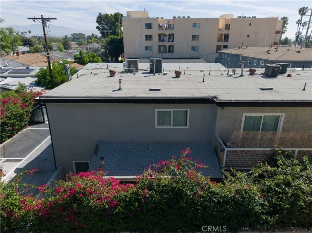 13445 Vanowen Street, Van Nuys, CA 91405