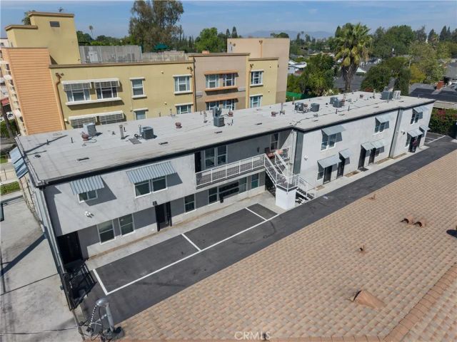 13445 Vanowen Street, Van Nuys, CA 91405