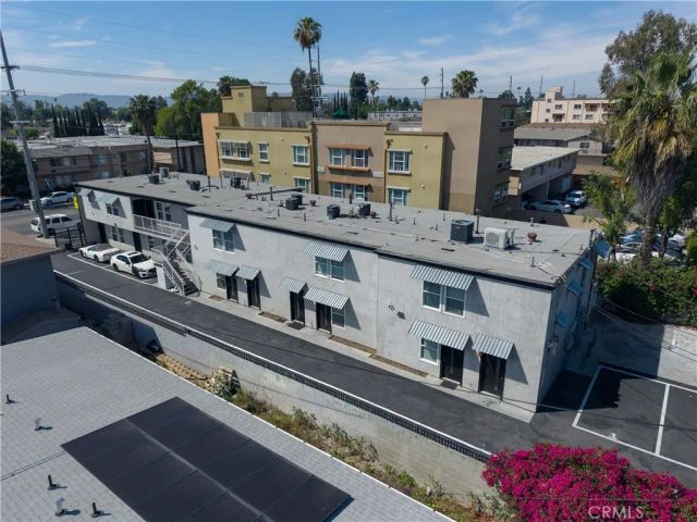 13445 Vanowen Street, Van Nuys, CA 91405