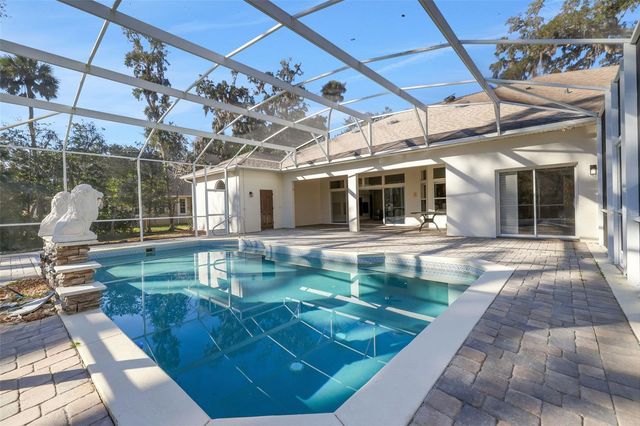 11 CYPRESS HOLLOW LANE, Ormond Beach, FL 32174