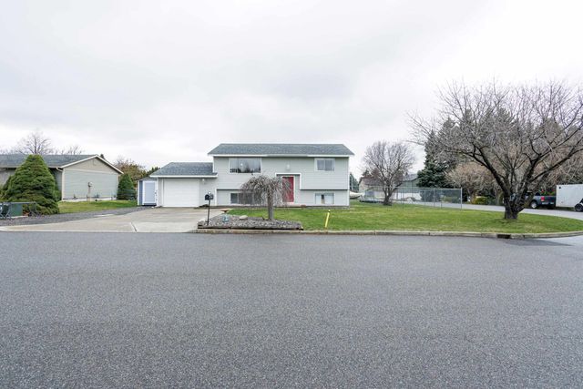 1206 S Best Rd, Veradale, WA 99037