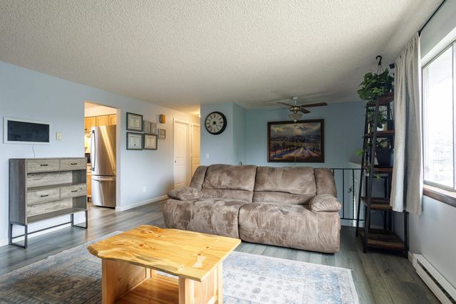 1206 S Best Rd, Veradale, WA 99037