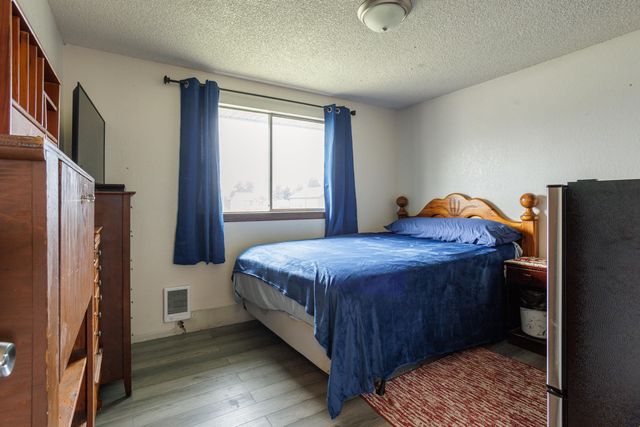 1206 S Best Rd, Veradale, WA 99037