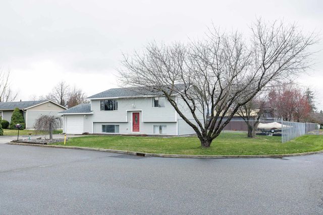 1206 S Best Rd, Veradale, WA 99037